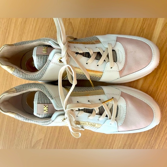 Michael Kors heeled sparkly sneaker “Georgie” - Picture 7 of 9